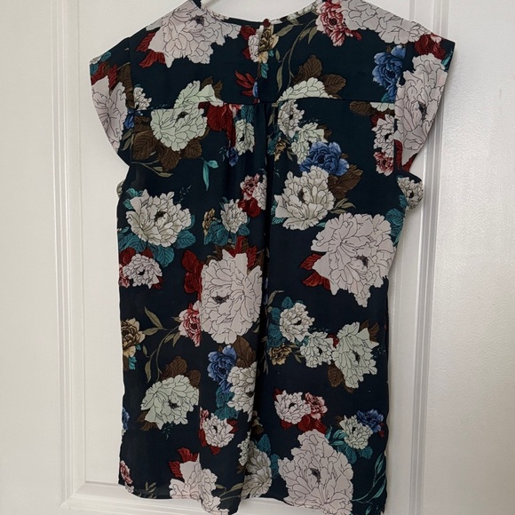 Serein Floral Ruffle Sleeve Blouse - Multicolor - Picture 8 of 8